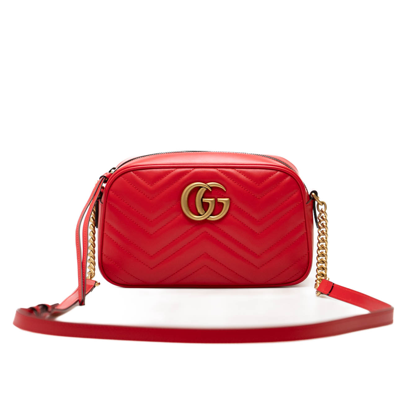 foto di camera bag rossa di gucci second hand di luxury mood shop
