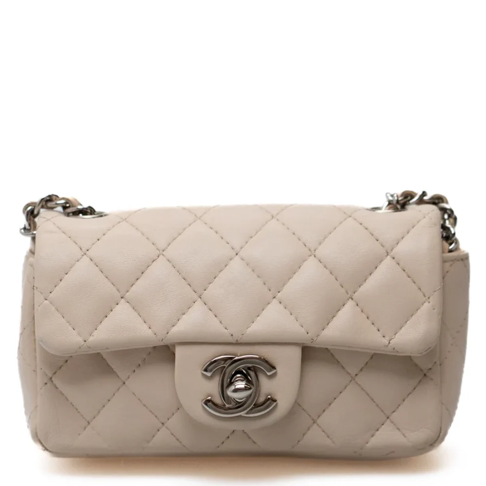 Luxury Mood_ CHANEL_ Classic flap mini beige chiaro silver_ 001